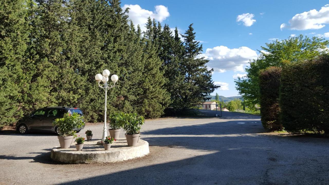 Le Mas Du Colombier Cadenet Exterior foto